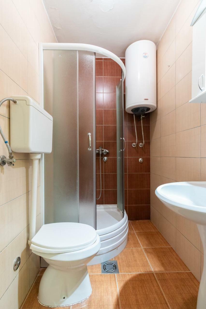 Апартаменты Captain's Crib *